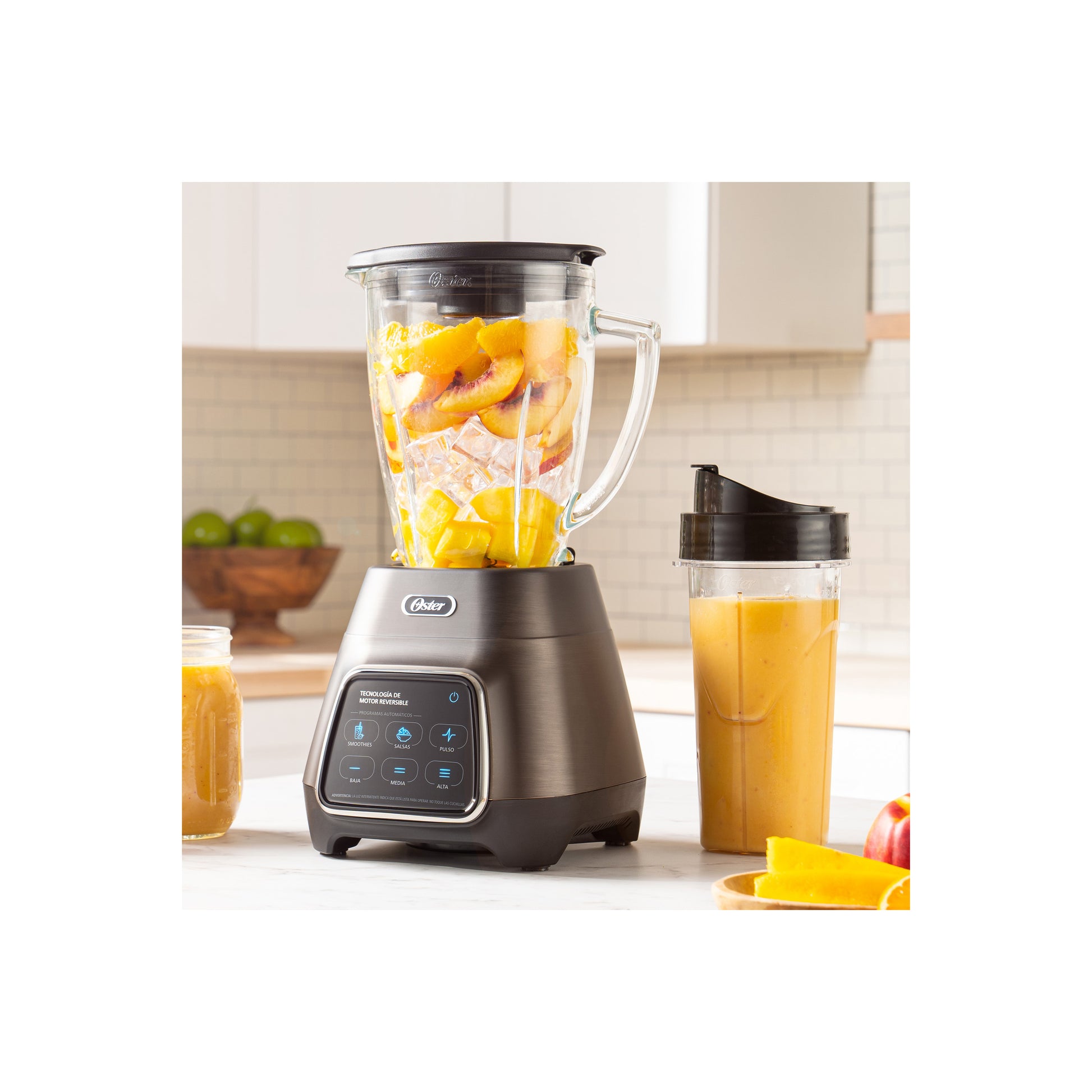 Licuadora Oster® con Tecnología Reversible y Pantalla Táctil, 3 Velocidades y 2 Programas automáticos BLSTPYG1312XBG-14